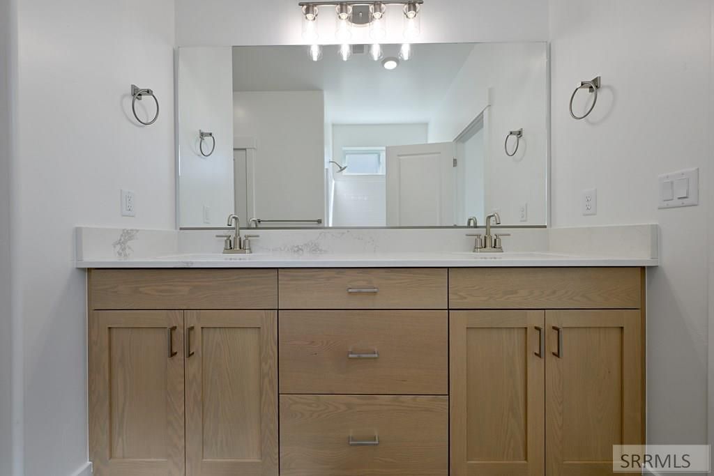 Image 7 of property listing at 3755 Benelli Dr, Idaho Falls, ID 83401