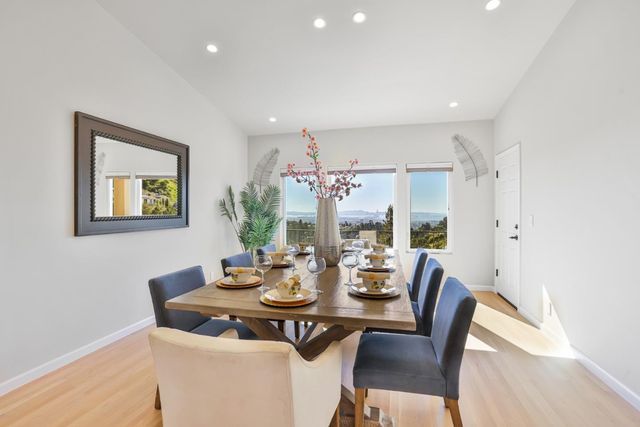 15 Serramar Drive, Oakland, CA 94611