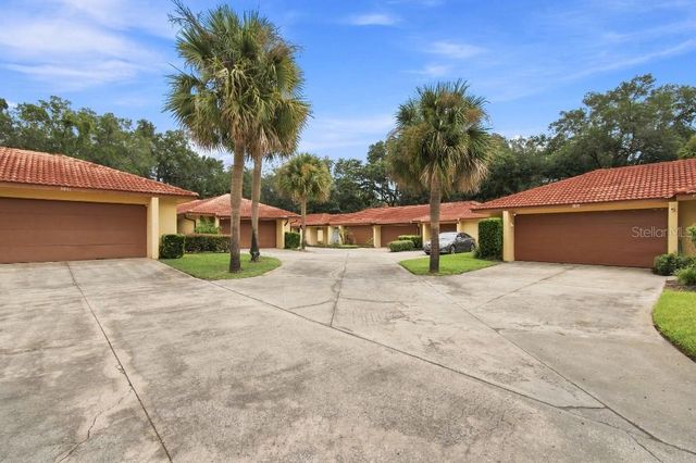 5023 JAMAICA CIRCLE 6, Orlando, FL 32808