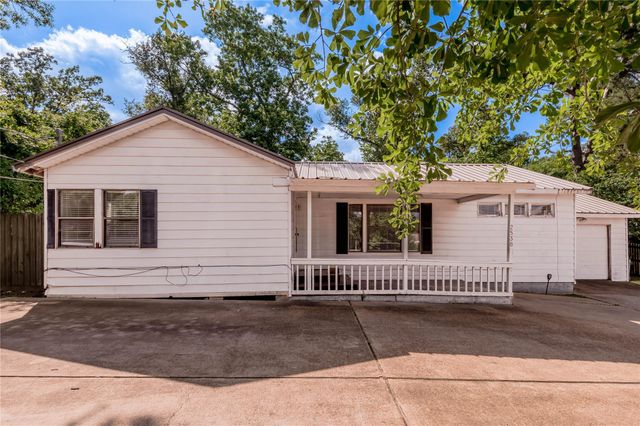 2538 Sycamore Avenue, Huntsville, TX 77340