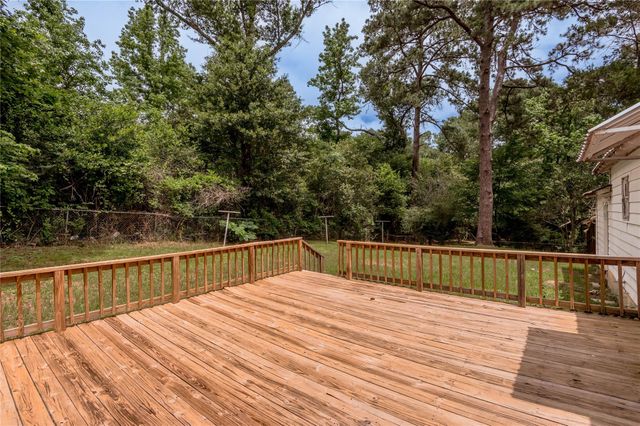 2538 Sycamore Avenue, Huntsville, TX 77340