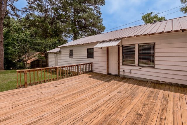 2538 Sycamore Avenue, Huntsville, TX 77340