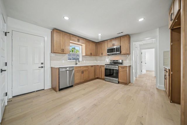 301 Buhler Drive, Garland, TX 75040