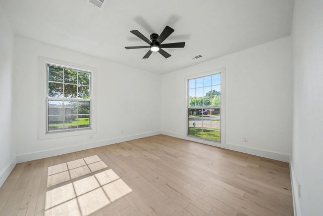 301 Buhler Drive, Garland, TX 75040