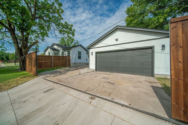 301 Buhler Drive, Garland, TX 75040