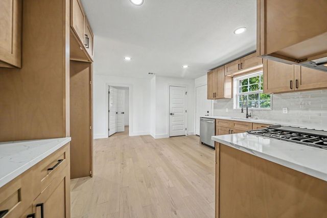 301 Buhler Drive, Garland, TX 75040