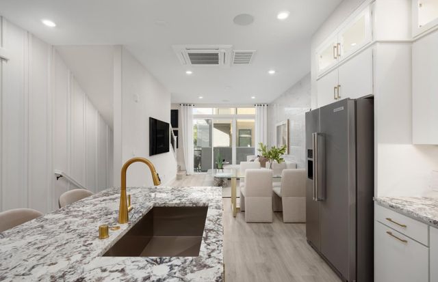 2459 Willow Way, San Mateo, CA 94403