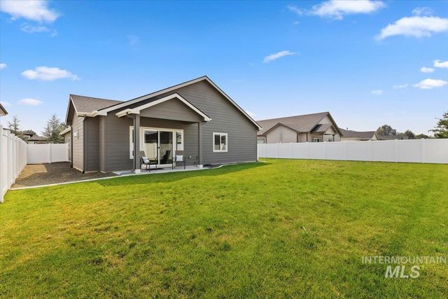 3812 Bozeman, Caldwell, ID 83605