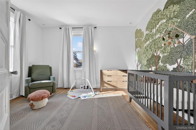 152 Sutton Manor Road, New Rochelle, NY 10801