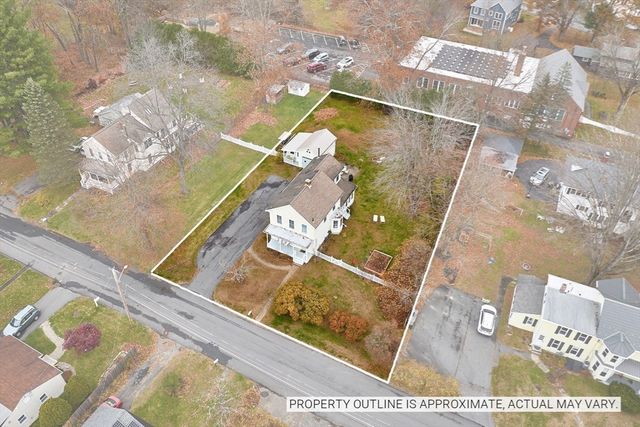 11 Norwood Ave, Northampton, MA 01060