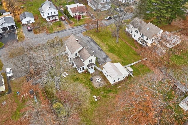 11 Norwood Ave, Northampton, MA 01060