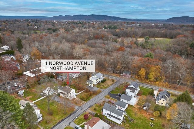 11 Norwood Ave, Northampton, MA 01060