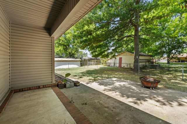 308 E Myrtle Street, Cabot, AR 72023