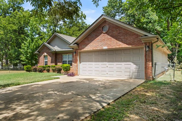 308 E Myrtle Street, Cabot, AR 72023