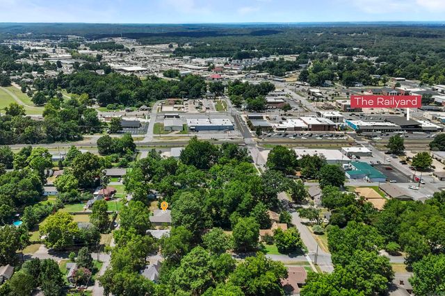 308 E Myrtle Street, Cabot, AR 72023