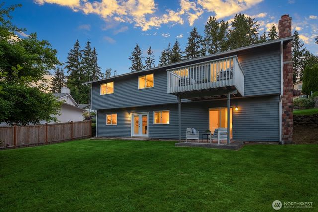 14328 85th Place NE, Kirkland, WA 98034