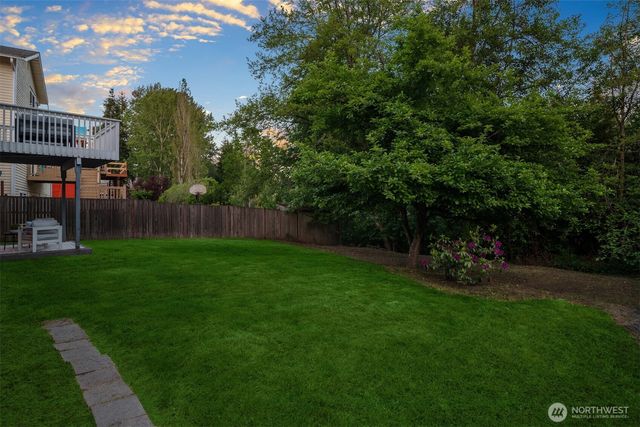 14328 85th Place NE, Kirkland, WA 98034