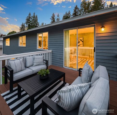 14328 85th Place NE, Kirkland, WA 98034