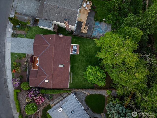 14328 85th Place NE, Kirkland, WA 98034