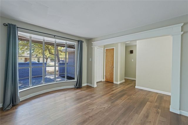 225 Terlingua Dr, Portland, TX 78374