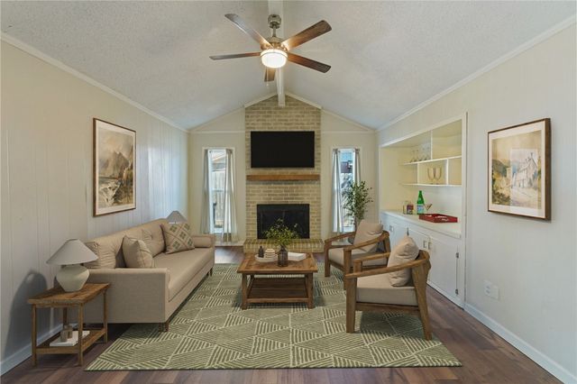 225 Terlingua Dr, Portland, TX 78374