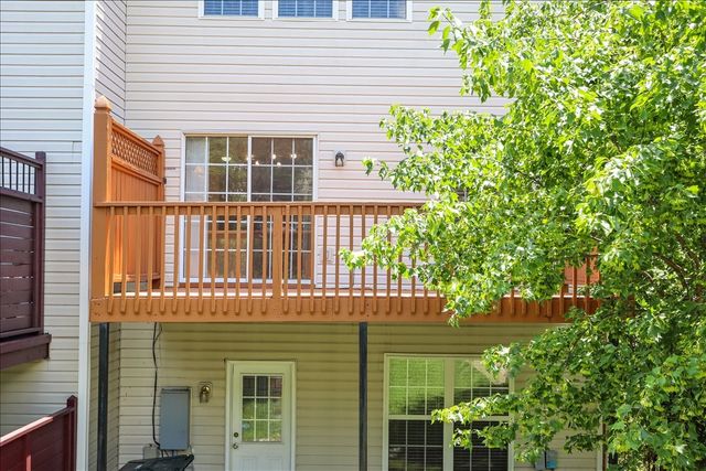 7252 Highway 70 S Apt 101, Nashville, TN 37221