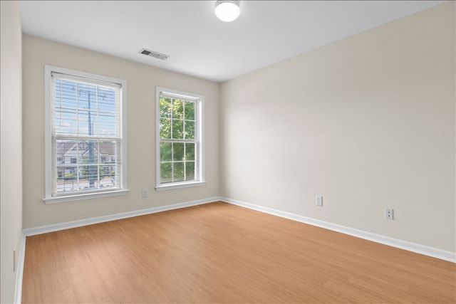 7252 Highway 70 S Apt 101, Nashville, TN 37221