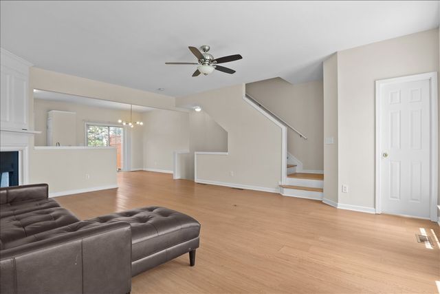 7252 Highway 70 S Apt 101, Nashville, TN 37221