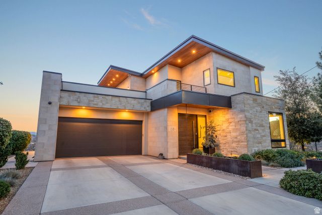 58 E 250 N, St. George, UT 84770