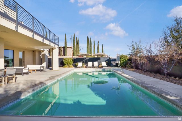 58 E 250 N, St. George, UT 84770