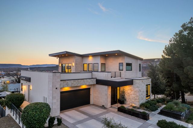 58 E 250 N, St. George, UT 84770