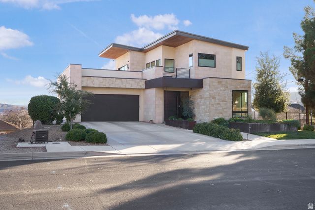 58 E 250 N, St. George, UT 84770