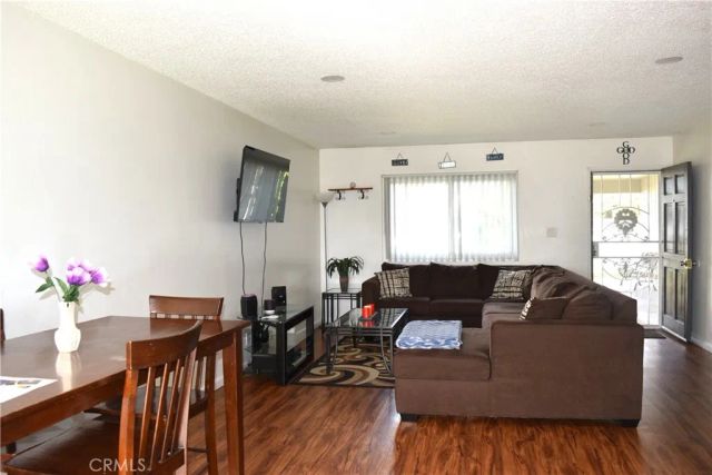 3317 Center, Bakersfield, CA 93306