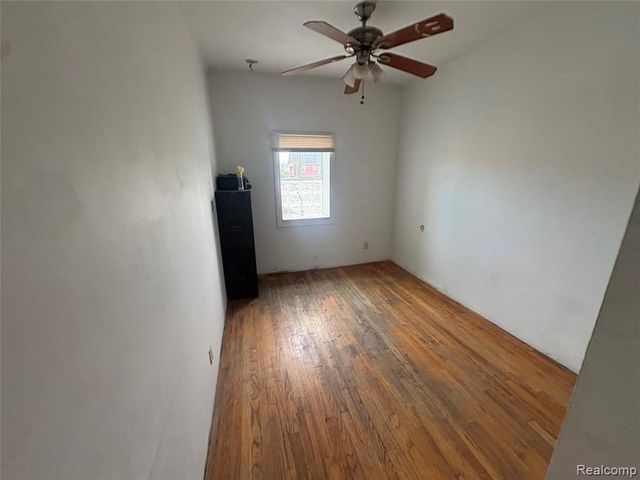 8715 Harper Avenue, Detroit, MI 48213