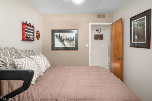 2398 Chestnut Drive, Westlake, OH 44145