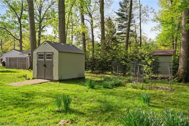 2398 Chestnut Drive, Westlake, OH 44145