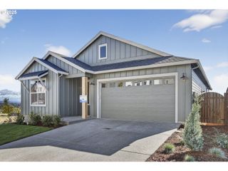 12122 Sw Autumnview St, Tigard, OR 97224