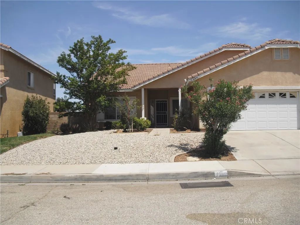 4209 W Grandview Drive West, Palmdale, CA 93551