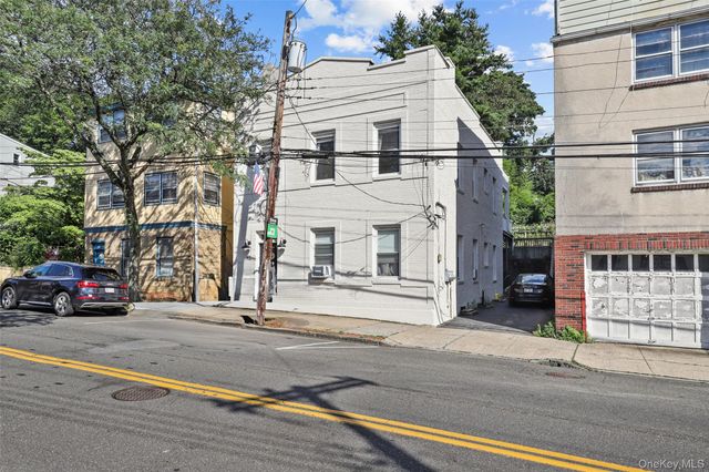 40 Main Street 2, Dobbs Ferry, NY 10522