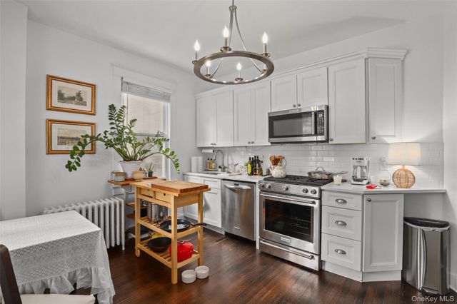 40 Main Street 2, Dobbs Ferry, NY 10522