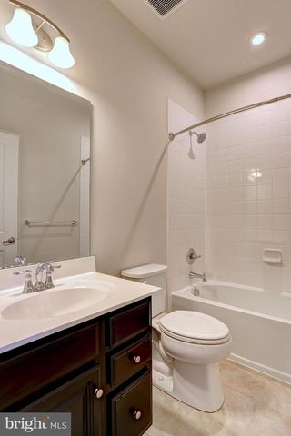 1811 WIND GATE RD, Baltimore, MD 21227