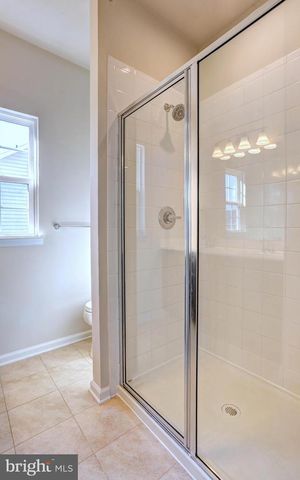 1811 WIND GATE RD, Baltimore, MD 21227