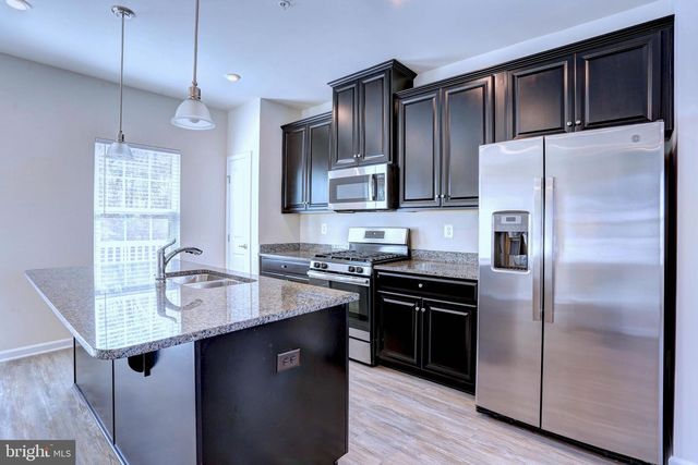 1811 WIND GATE RD, Baltimore, MD 21227