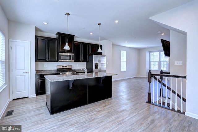 1811 WIND GATE RD, Baltimore, MD 21227