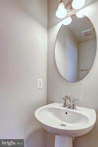 1811 WIND GATE RD, Baltimore, MD 21227