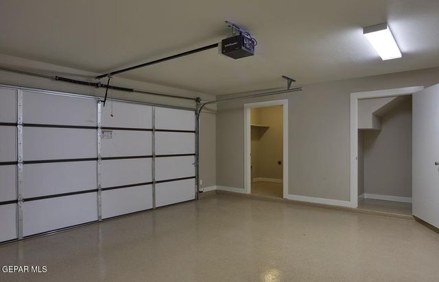 410 Thorn Avenue 8, El Paso, TX 79912