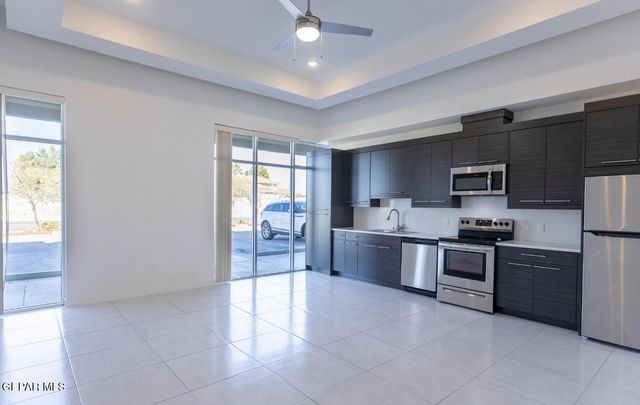 410 Thorn Avenue 8, El Paso, TX 79912