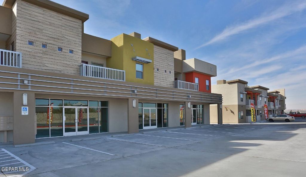 410 Thorn Avenue 8, El Paso, TX 79912