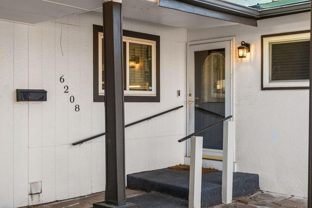 6208 Alta Monte Avenue NE, Albuquerque, NM 87110