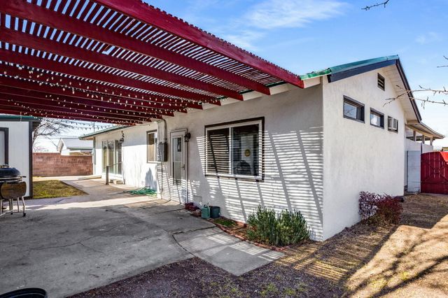 6208 Alta Monte Avenue NE, Albuquerque, NM 87110